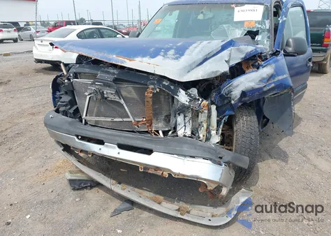 2003 Chevrolet Silverado 1500 из США, поврежденный, VIN 1GCEC14X33Z149612